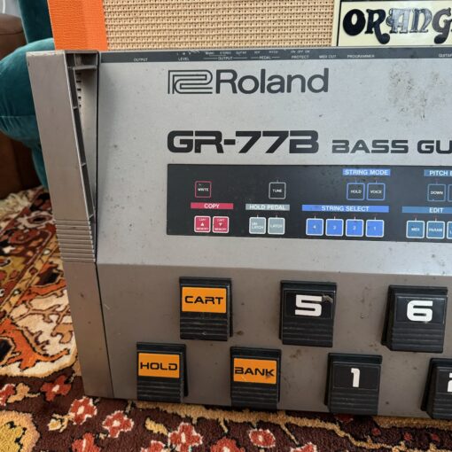 Roland GR77B Bass Guitar Synthesizer Japan Pedalboard Ronnie Lane Studio