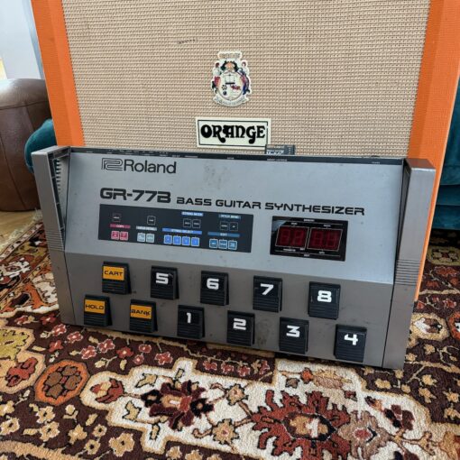 Roland GR77B Bass Guitar Synthesizer Japan Pedalboard Ronnie Lane Studio
