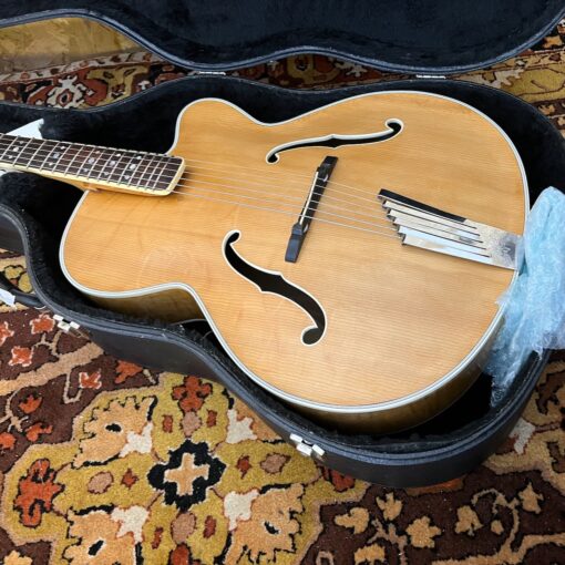 Vintage 1958 Hofner President Natural Acoustic Archtop Guitar
