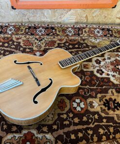 Vintage 1958 Hofner President Natural Acoustic Archtop Guitar