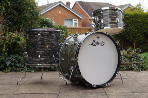 Vintage 1963 Ludwig Super Classic Black Oyster Pearl Drum Kit