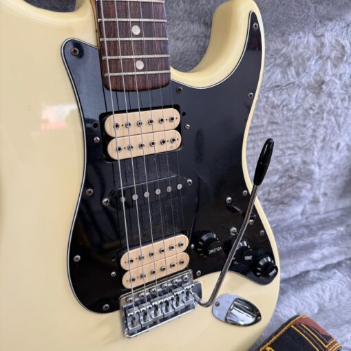 Vintage 1977 Fender Stratocaster HSH Olympic White Guitar