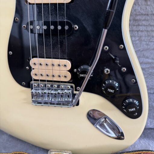 Vintage 1977 Fender Stratocaster HSH Olympic White Guitar