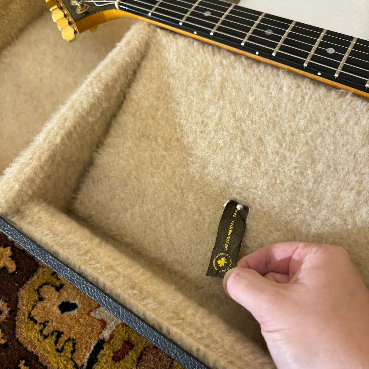 Vintage 1980 Gibson Explorer E2 Natural Electric Guitar Case Vintage 1980 Gibson Explorer E2 Natural Electric Guitar Case