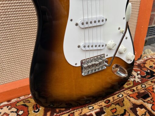 Vintage 1994 1995 Fender Stratocaster 54 RI MIJ Sunburst Guitar