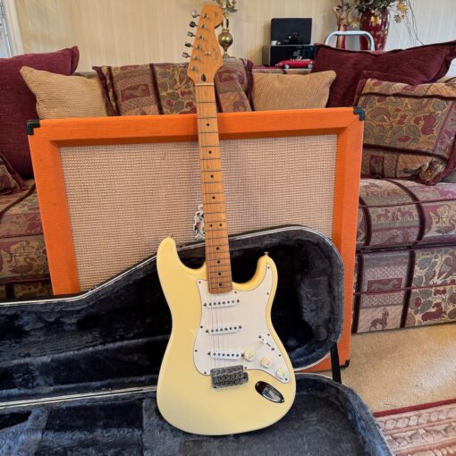 Vintage 1997 Fender Stratocaster California Series Olympic White Guitar
