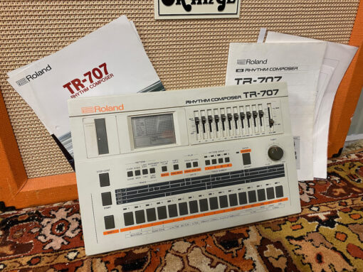 Vintage Roland TR707 Drum Machine Rhythm Composer Synthesizer