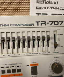 Vintage Roland TR707 Drum Machine Rhythm Composer Synthesizer